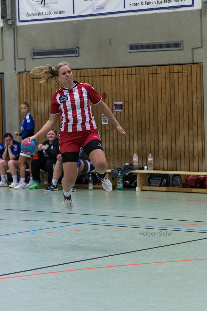 Bild 258 - Frauen Barmstedter TS - Buedelsdorfer TSV : Ergebnis: 26:12